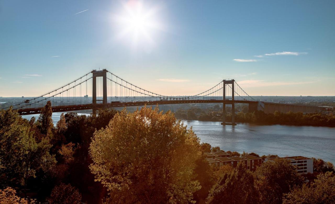 Aux Portes De Bordeaux Le Golden Gate Mindurguest Lormont Εξωτερικό φωτογραφία